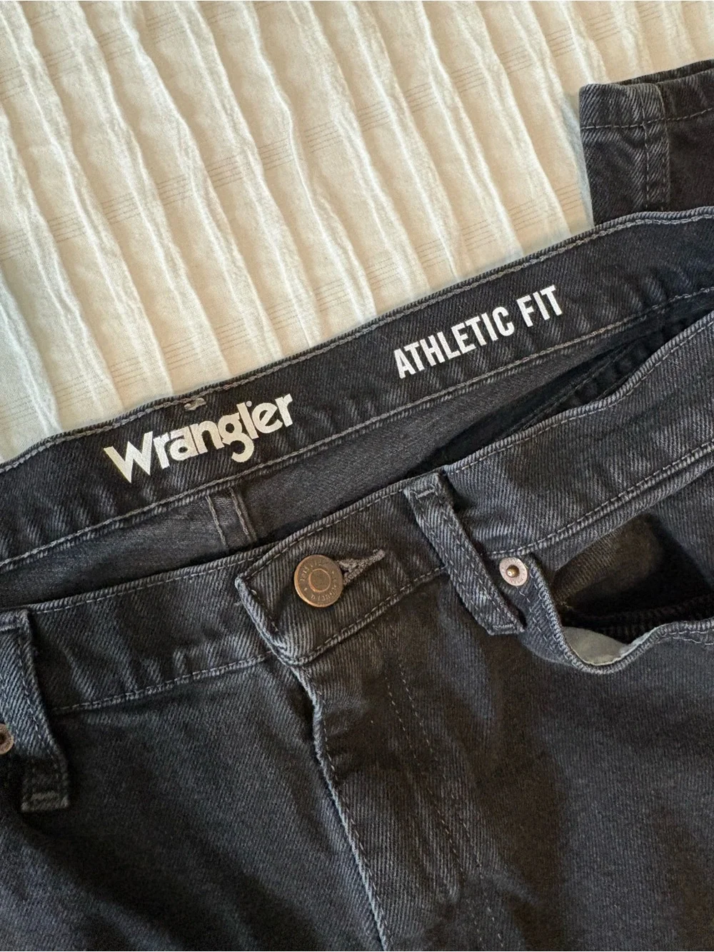Men’s Wrangler Black Jeans